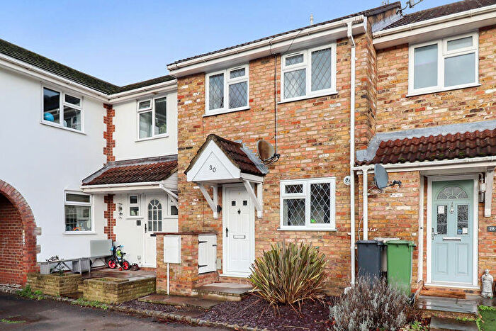 2 Bedroom House To Rent In Albert Road, Bagshot, GU19