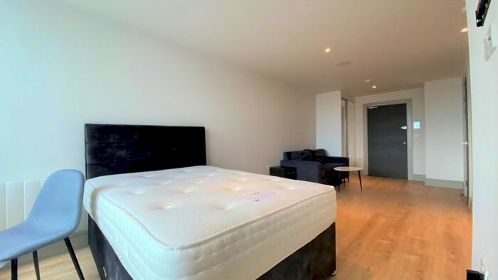 Studio To Rent In Mercantile House M, Uxbridge, Greater London, UB8