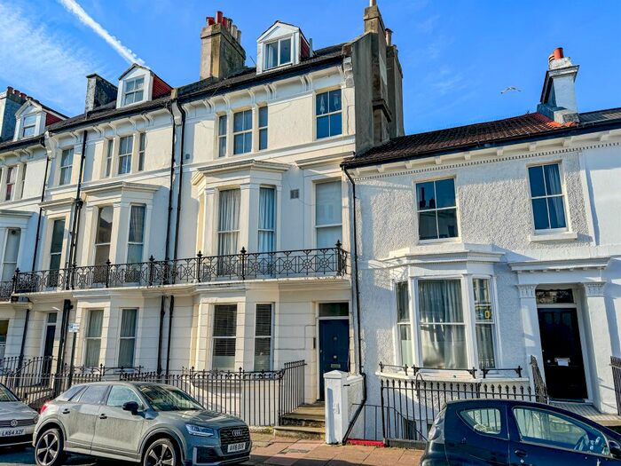 1 Bedroom Flat For Sale In Powis Road, Brighton, BN1