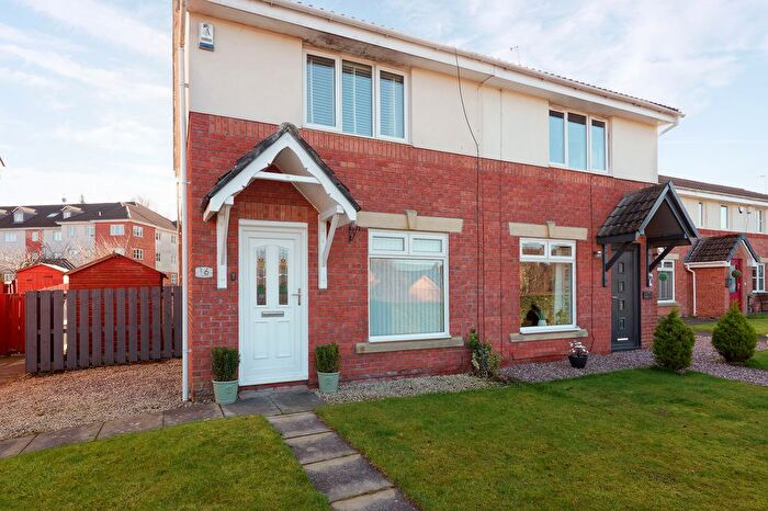 3 Bedroom Semi Detached House For Sale In Cromptons Grove, Paisley, PA1