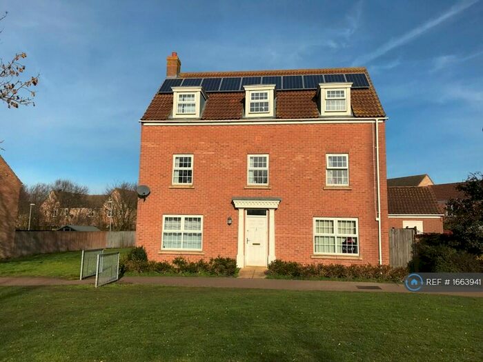 5 Bedroom Detached House To Rent In Jackson Walk, Sapley, Huntingdon, PE28