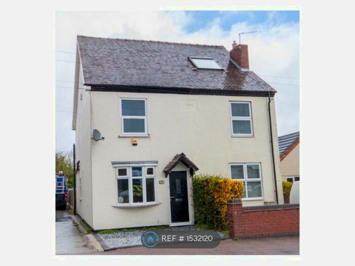 3 Bedroom Semi-Detached House To Rent In Lichfield Road, Burntwood, WS7