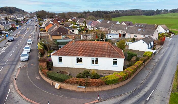 4 Bedroom Detached Bungalow For Sale In Main Street, Dechmont, EH52