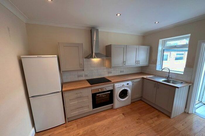 2 Bedroom Terraced House To Rent In Kitchener Street, York, YO31