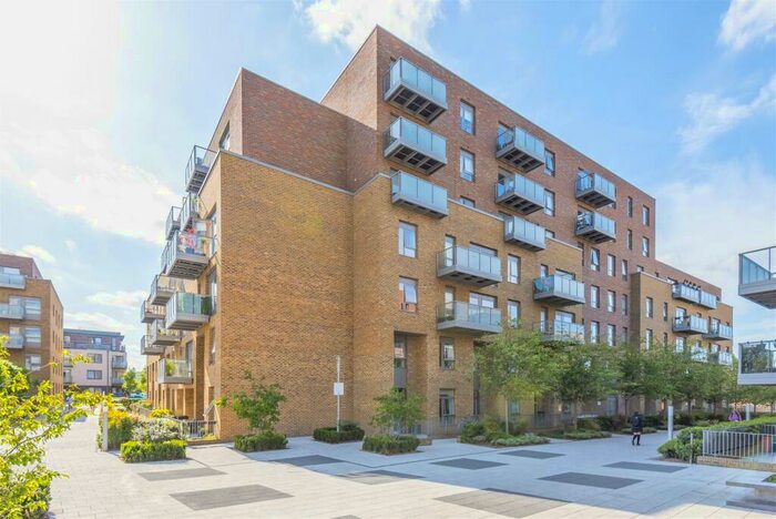 1 Bedroom Apartment To Rent In Miles Road, Hornsey, London, N8