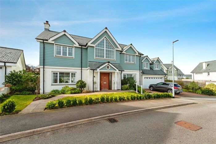 4 Bedroom Detached House For Sale In Polpennic Drive, Padstow, Cornwall, PL28