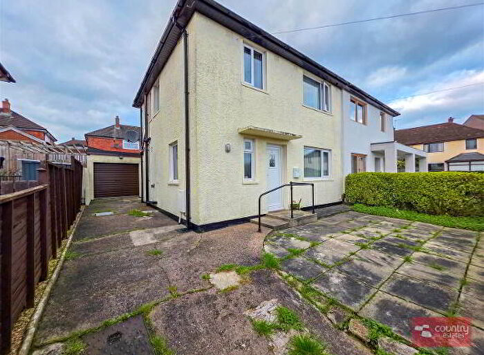 4 Bedroom Semi-Detached House For Sale In Farmley Gardens, Newtownabbey, BT36