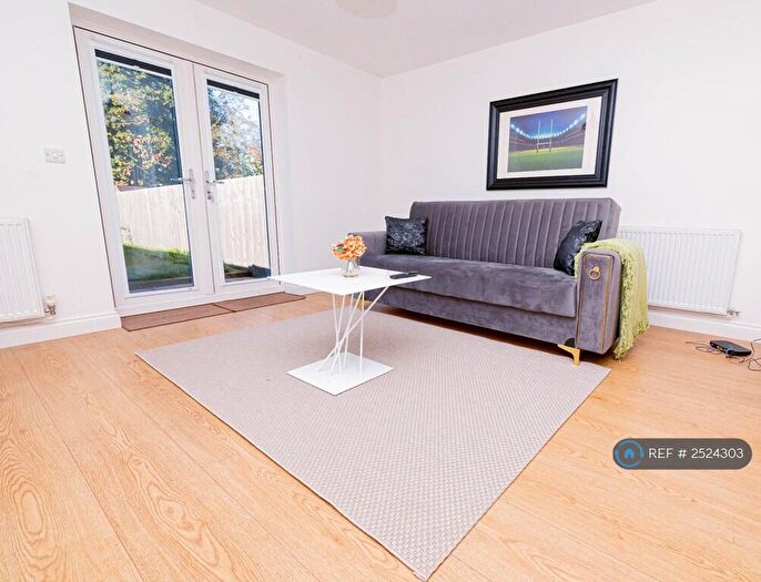 3 Bedroom Terraced House To Rent In Ivy Close, Bilton, Rugby, CV22