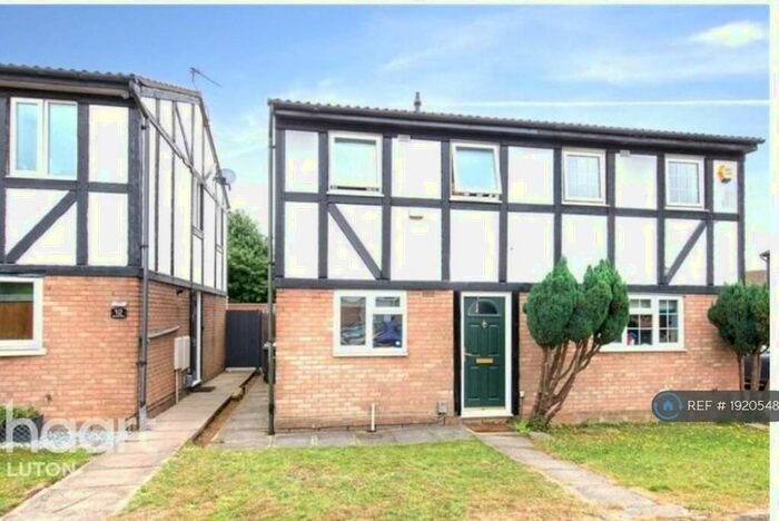 2 Bedroom Semi-Detached House To Rent In Beanley Close, Luton, LU2