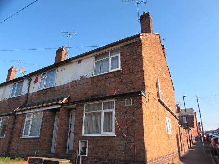 2 Bedroom End Of Terrace House To Rent In Charterhouse Road, Coventry, CV1