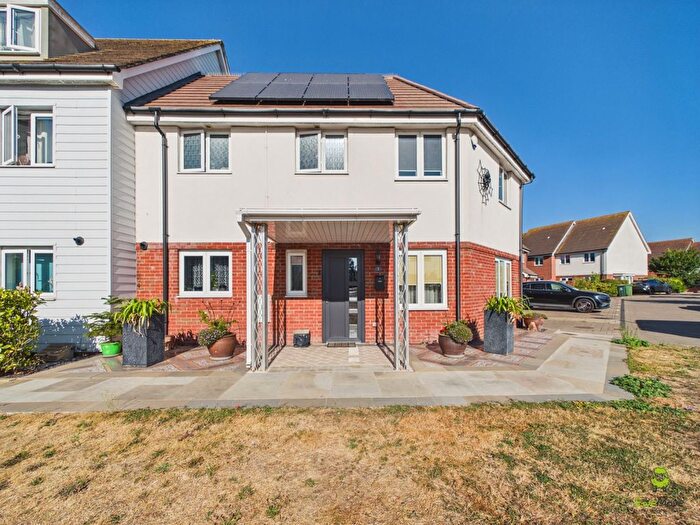3 Bedroom Terraced House For Sale In Dorney Place, Dartford, Kent, DA1