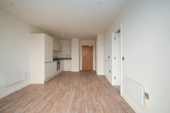 2 Bedroom Flat To Rent In Apartment 126, The Kell, Gillingham Gate Road, Chatham Docks, Gillingham ME4