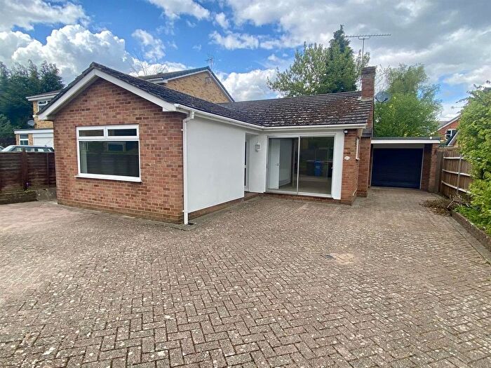 3 Bedroom Detached Bungalow For Sale In Holland Gardens, Fleet, GU51