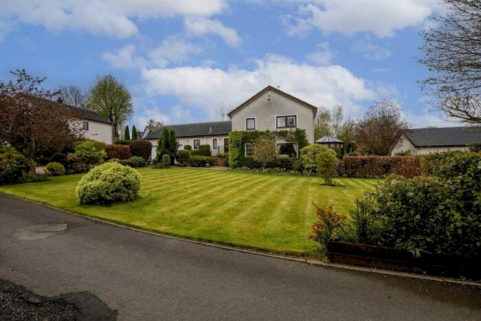 5 Bedroom Detached House For Sale In The Glebe, Dunning, Perth, PH2