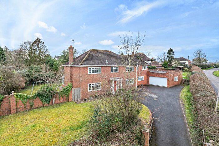 5 Bedroom Detached House For Sale In Stonegallows, Taunton, TA1