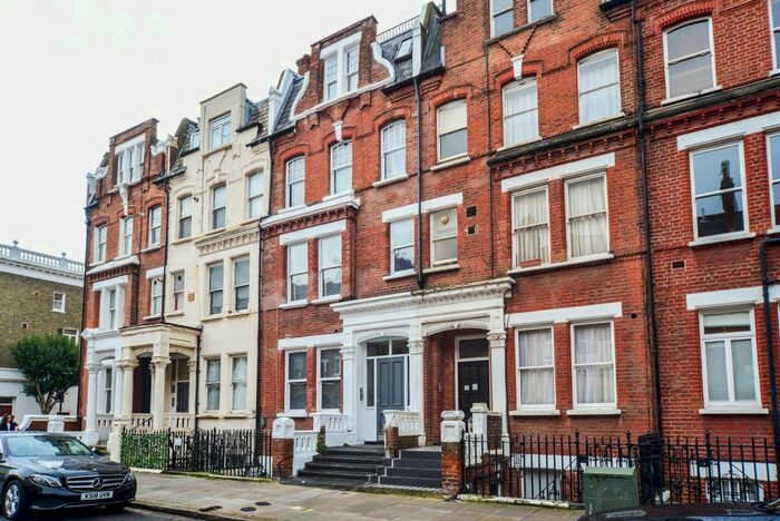 1 Bedroom Flat To Rent In Comeragh Road, Barons Court, W14