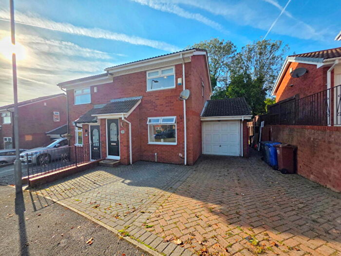 3 Bedroom Semi-Detached House For Sale In Cherry Hills, Darton, Barnsley, S75