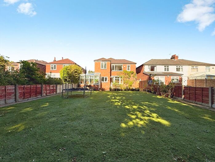 4 Bedroom Detached House For Sale In Ravenoak Park Road, Cheadle Hulme, SK8