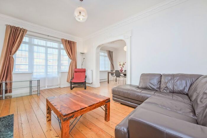 2 Bedroom Flat To Rent In Barons Keep, Gliddon Road, W14