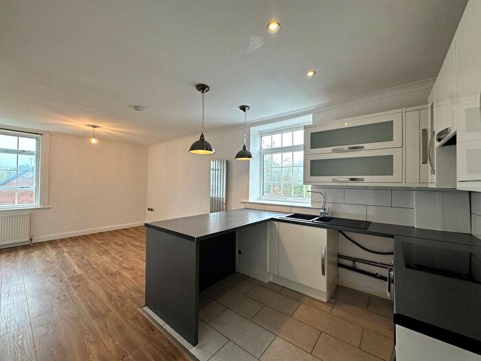 1 Bedroom Flat To Rent In Trafalgar House, Manchester, M34