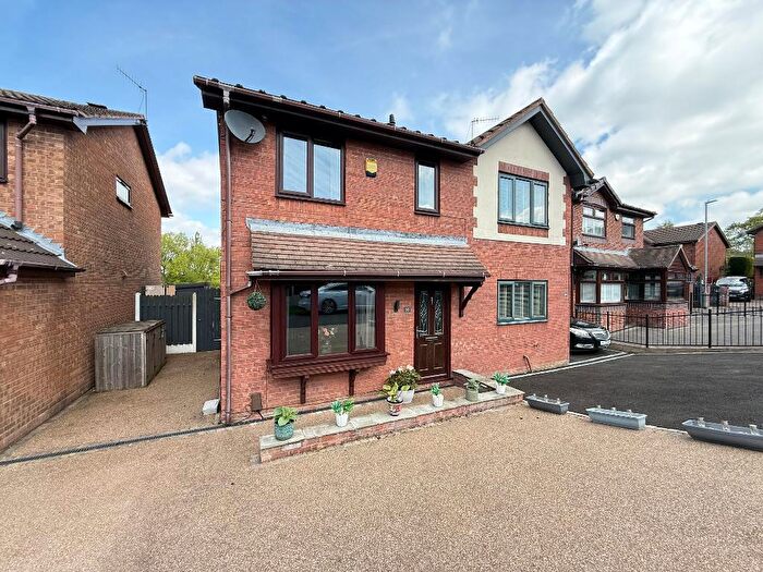 3 Bedroom Semi-Detached House For Sale In Sorrel Close, Bucknall, Stoke On Trent, ST2