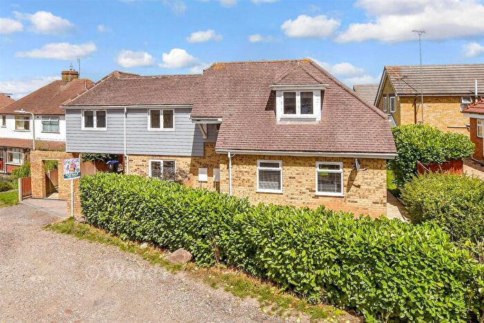 3 Bedroom Detached House For Sale In Gordon Road, Whitstable, Kent, CT5