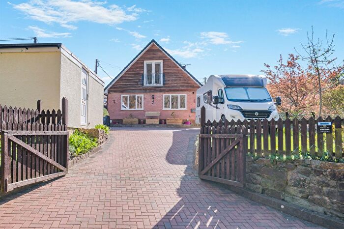 3 Bedroom Detached House For Sale In Railway Road, Cinderford, Gloucestershire, GL14