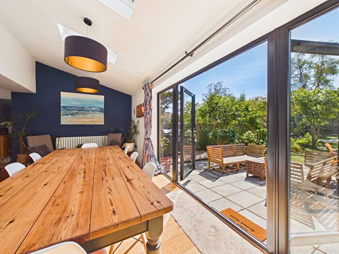4 Bedroom Semi Detached House To Rent In The Drive, Shoreham-By-Sea, BN43
