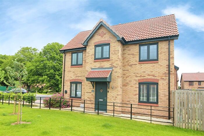 3 Bedroom Semi Detached House For Sale In Tornado Drive, Tadcaster, LS24