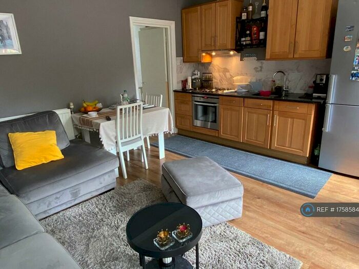 2 Bedroom Maisonette To Rent In Trinity Road, London, N22