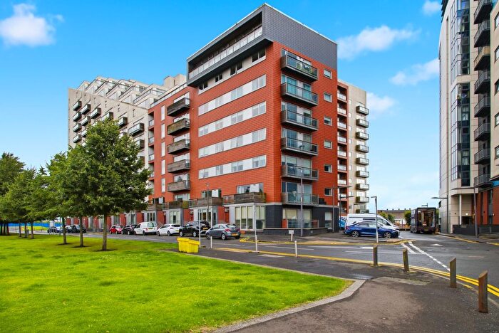 2 Bedroom Flat For Sale In Glasgow Harbour Terraces, Glasgow, G11