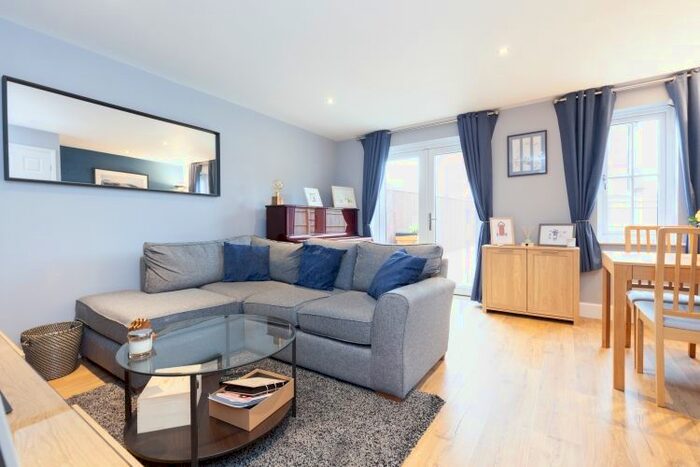 3 Bedroom End Of Terrace House To Rent In Frys Hill, Oxford, OX4