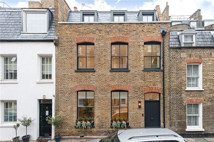 3 Bedroom Property To Rent In Bingham Place, Marylebone, W1U