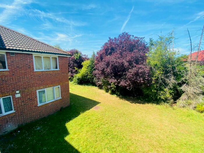 1 Bedroom Flat To Rent In Bridley Close, Wembley, HA0