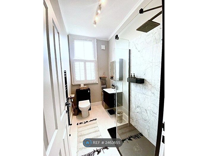 1 Bedroom Flat To Rent In Epple Road, London, SW6