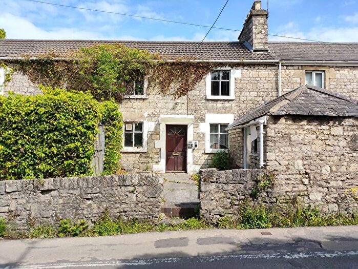 2 Bedroom End Of Terrace House For Sale In Welton Road, Westfield, Radstock, Avon, BA3