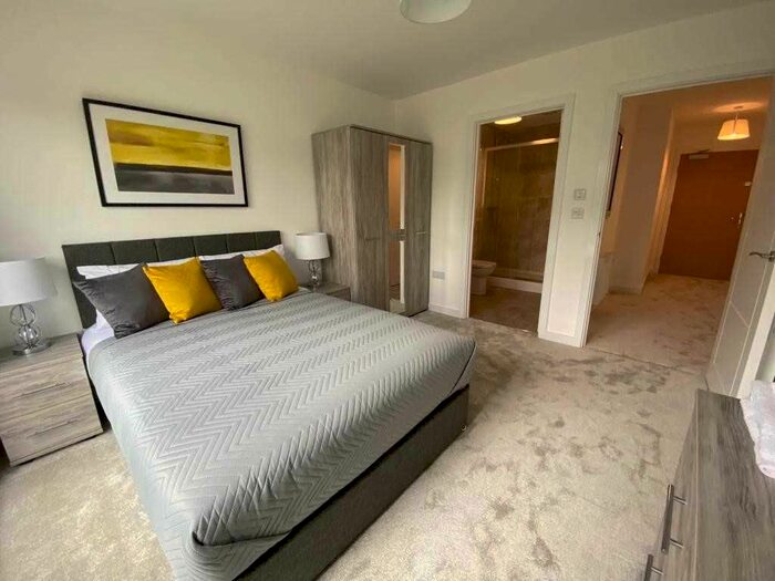 2 Bedroom Flat To Rent In Foxglove House, Elm Road, Blythe Valley Park, Shirley, B90