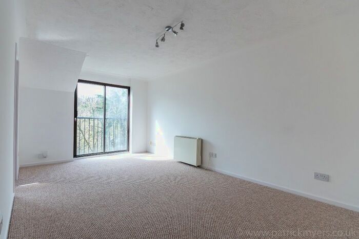 2 Bedroom Flat To Rent In Jasmine Grove, Anerley, London, SE20