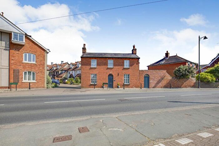3 Bedroom Detached House For Sale In Station Road, Woodbridge, IP12