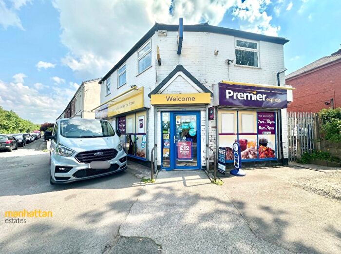 3 Bedroom Flat To Rent In Rawson Street, Farnworth, Bolton, BL4