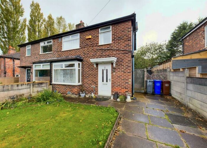 3 Bedroom House To Rent In Maldwyn Avenue, Manchester, M8