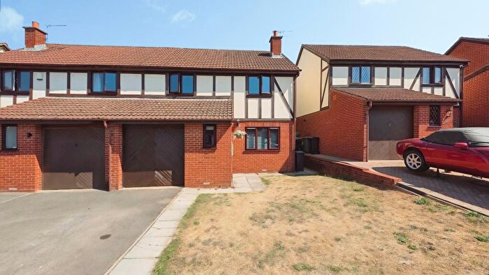 3 Bedroom Semi-Detached House For Sale In Plover Close, Yate, Bristol, BS37