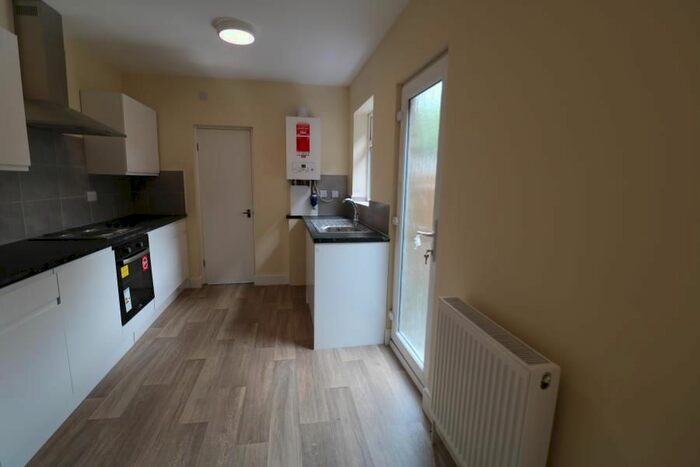 1 Bedroom Flat To Rent In Sutherland Road, Tottenham, N17