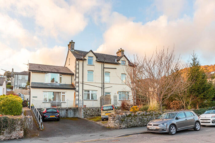 2 Bedroom Flat For Sale In East View Kents Bank Road, Grange-over-Sands, LA11