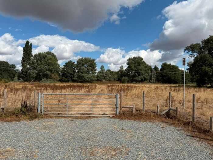 Land For Sale In Ling Road, Palgrave, IP22