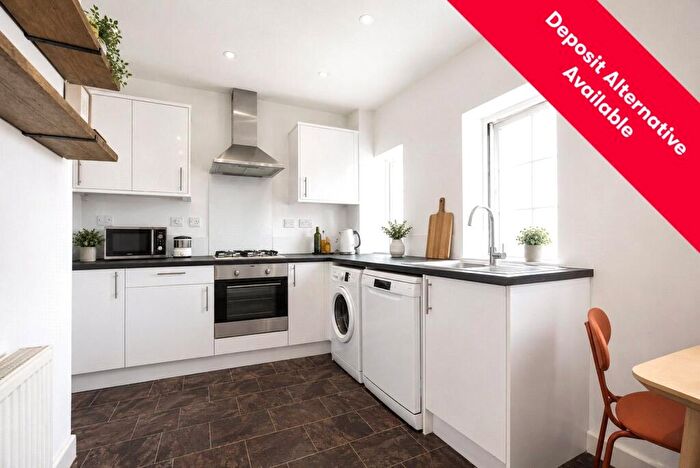 2 Bedroom Maisonette To Rent In Shirehampton Road, Bristol, Somerset, BS9