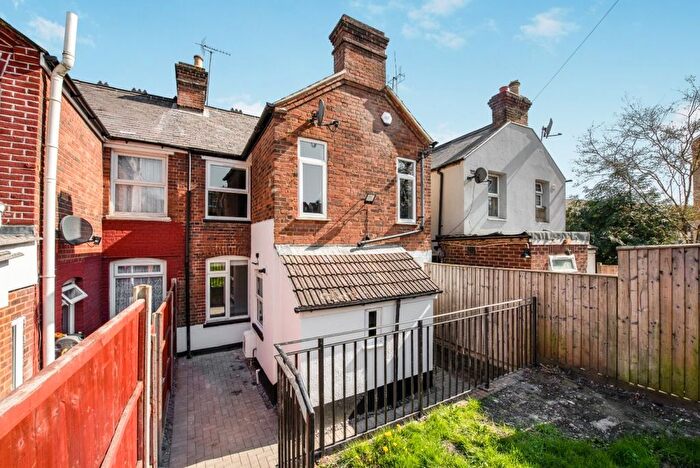 4 Bedroom Terraced House To Rent In Green Street, High Wycombe, HP11