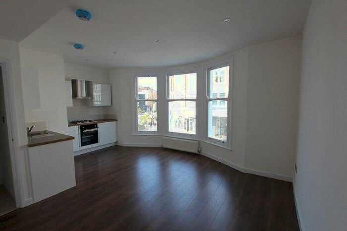 1 Bedroom Apartment To Rent In Muswell Hill Broadway, Muswell Hill, Greater London, N10