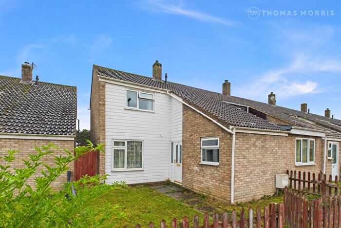 3 Bedroom End Of Terrace House For Sale In Bernard Close, Huntingdon, Cambridgeshire, PE29