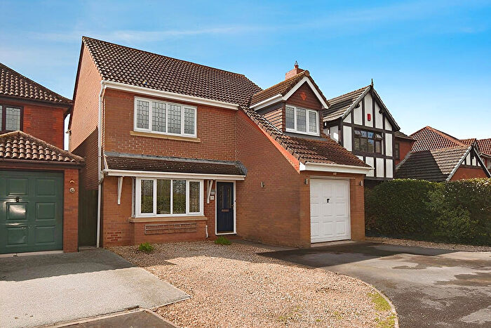 4 Bedroom Detached House For Sale In Berrybrook Meadow, Exminster, Exeter, EX6